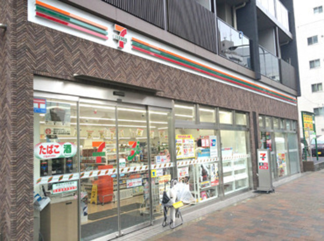 コンビニ　セブンイレブン北新宿1丁目店（コンビニ）まで318m