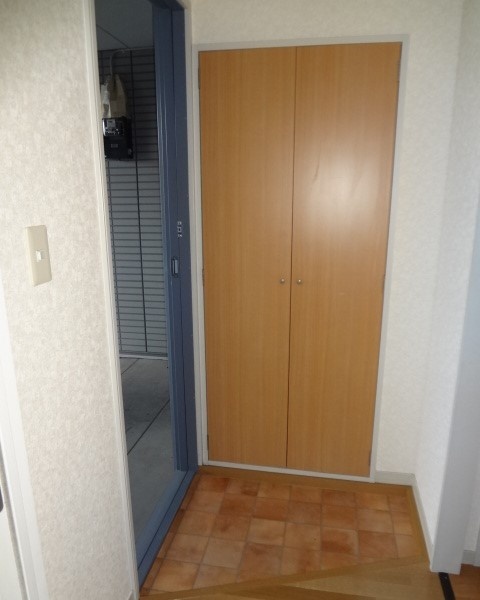 玄関　玄関
