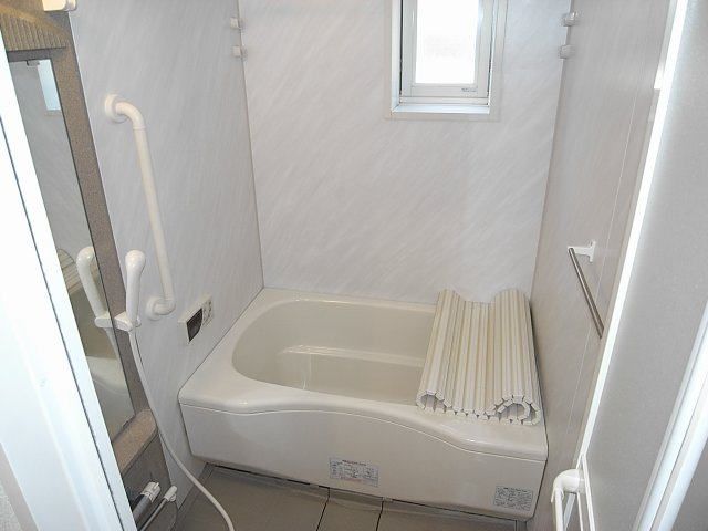バス・シャワールーム　044-299-8985までお気軽にお電話下さい♪