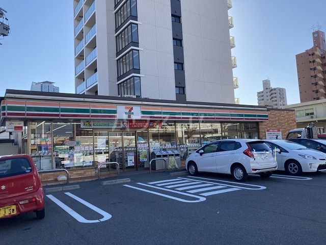 コンビニ　セブンイレブン　名古屋亀島2丁目店（コンビニ）まで368m