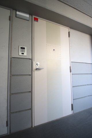 玄関　落ち着いた玄関です