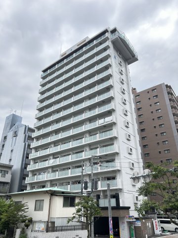 1LDK Mansion in Chuo-ku, Fukuoka, Fukuoka