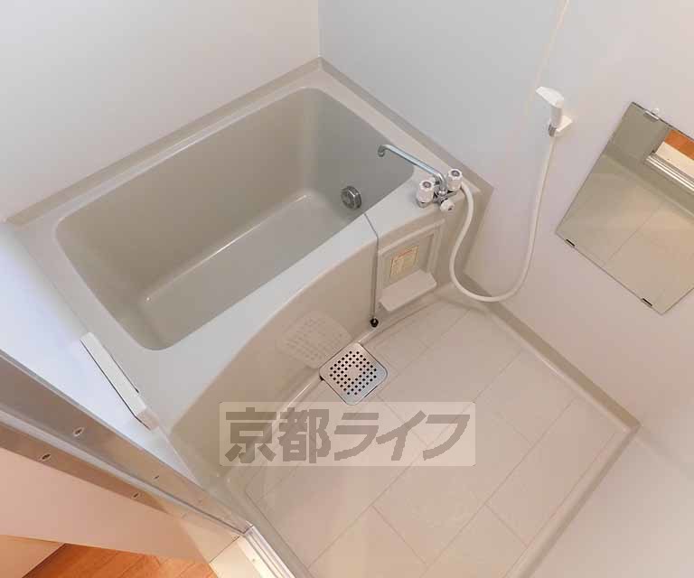 バス・シャワールーム　キレイなお風呂です