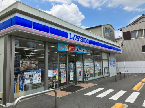 コンビニ　ローソン 中川八熊三丁目店（コンビニ）まで384m