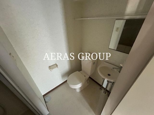 トイレ　別部屋参考。