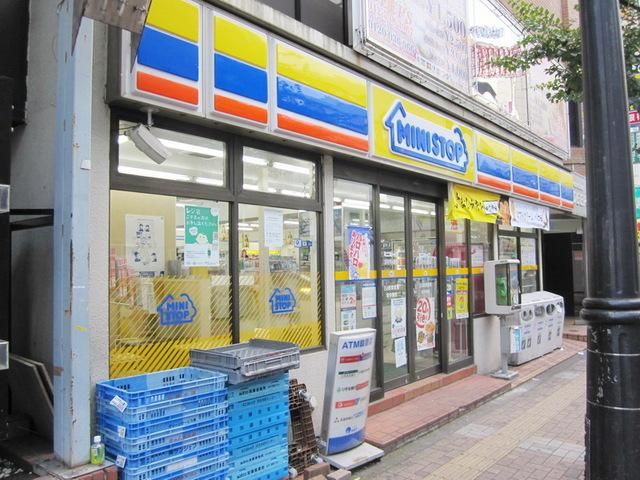 コンビニ　ミニストップ立川すずらん通り店（コンビニ）まで68m