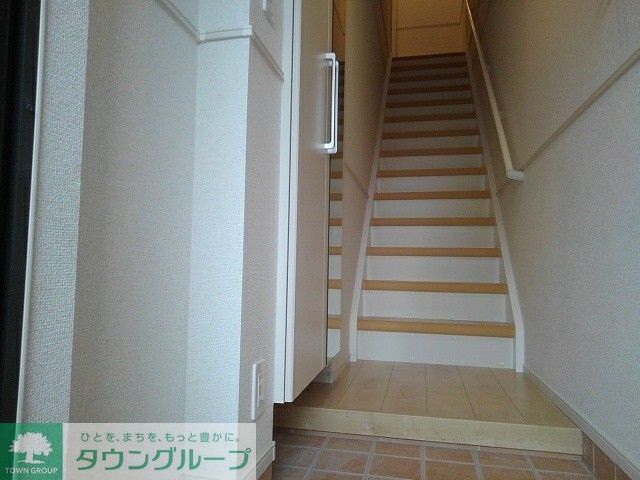 玄関　★お問い合わせはタウンハウジングまで★
