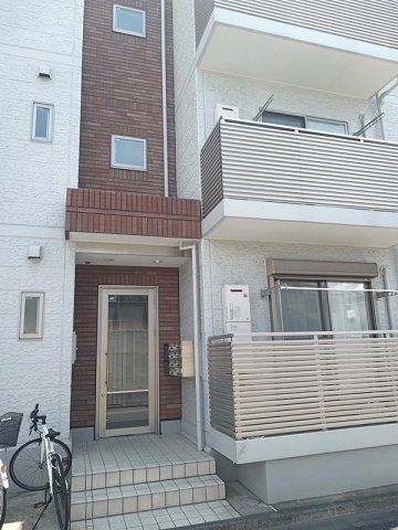 エントランス　☆共用部分☆