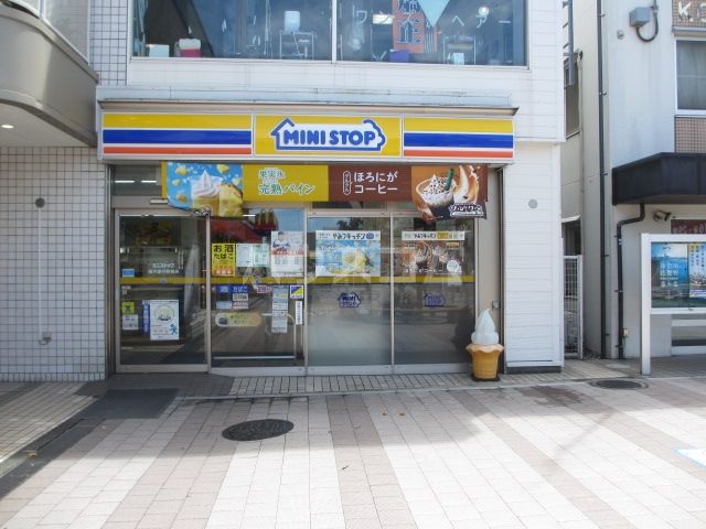 コンビニ　ミニストップ　藤沢善行駅前店（コンビニ）まで486m