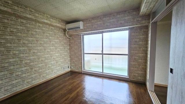 居室・リビング　開放感のあるゆったりとしたお部屋です♪