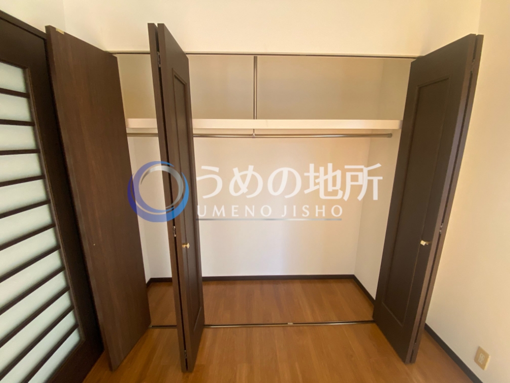 収納　洋室収納