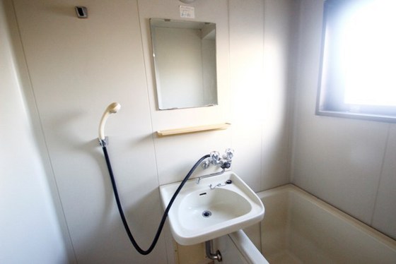 洗面設備　※別部屋の写真です
