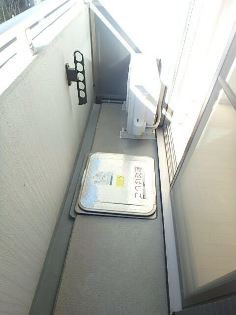 バルコニー　※別部屋の参考写真です。