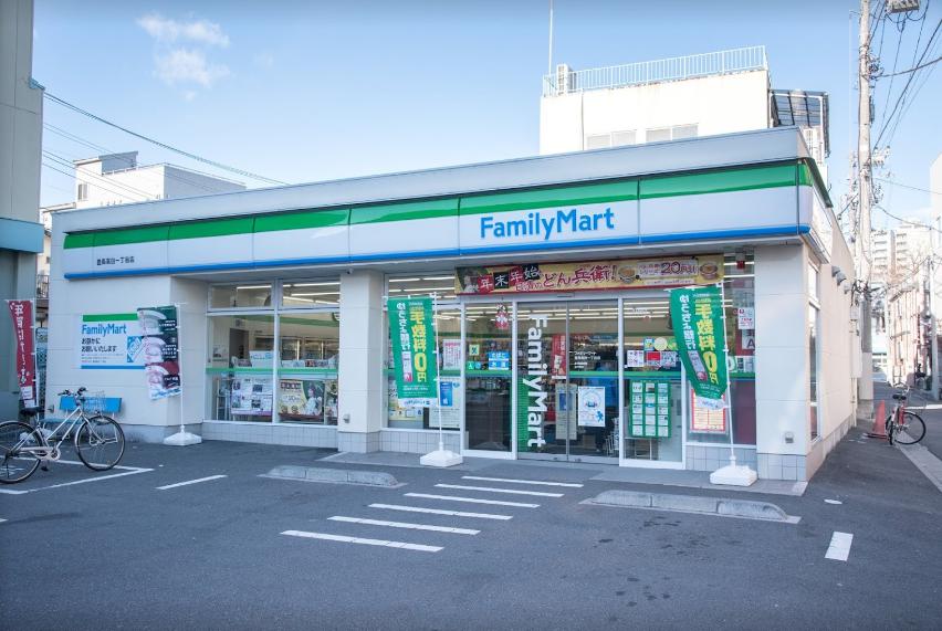 コンビニ　ファミリーマート 豊島高田一丁目店（コンビニ）まで378m