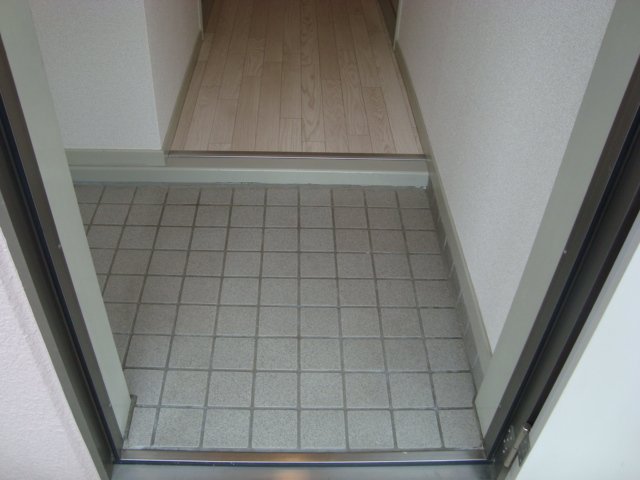 玄関　玄関（イメージ）
