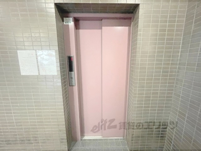 その他　エレベーター