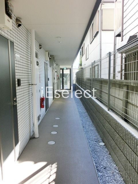エントランス　共用廊下