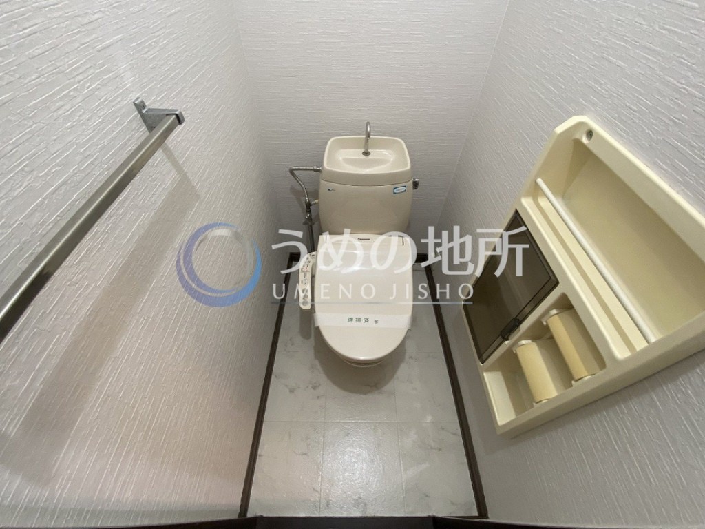 トイレ　トイレ
