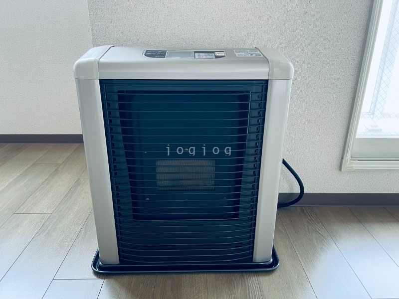 その他設備　冬はあったか石油ストーブです。