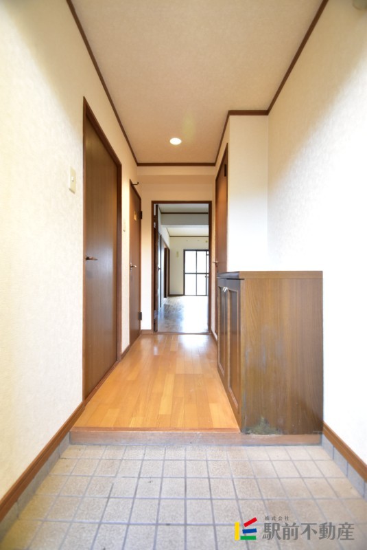 玄関　同タイプ別部屋