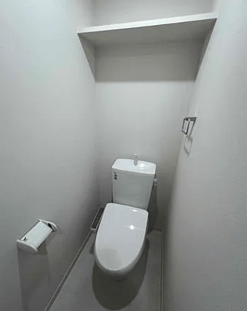トイレ　※別部屋参考画像