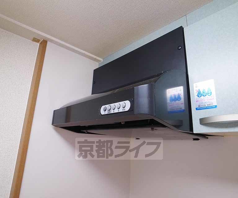 その他設備　きれいな換気扇ですね