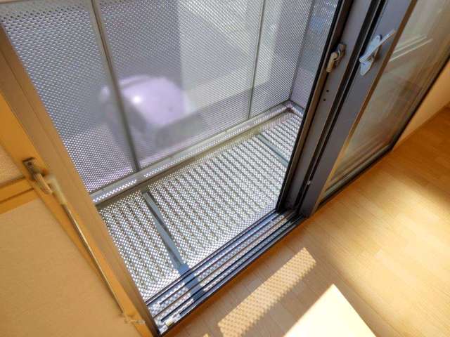 バルコニー　図面と現状に相違がある場合には現状を優先