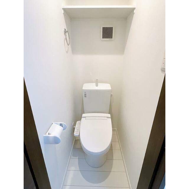 トイレ　※建築中のため類似仕様物件写真を掲載しています。