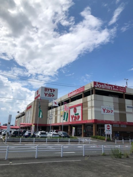 ショッピングセンター　ヨシヅヤJR蟹江駅前店（ショッピングセンター）まで960m