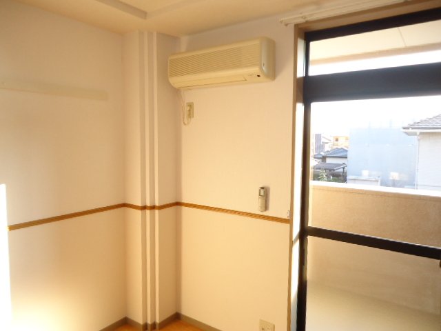 その他設備　洋室エアコン
