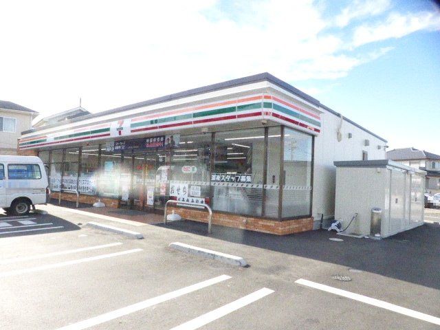 コンビニ　セブンイレブン 越谷大林店（コンビニ）まで371m