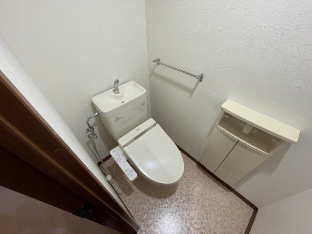 トイレ　※別室参考写真です。