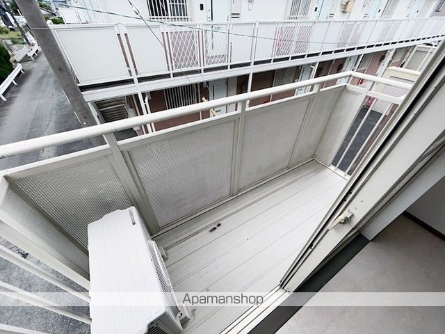 ＪＲ東海道本線 浜松駅 バス乗車時間：33分 最寄りバス停で下車 徒歩7分 2階建 築28年の内装写真