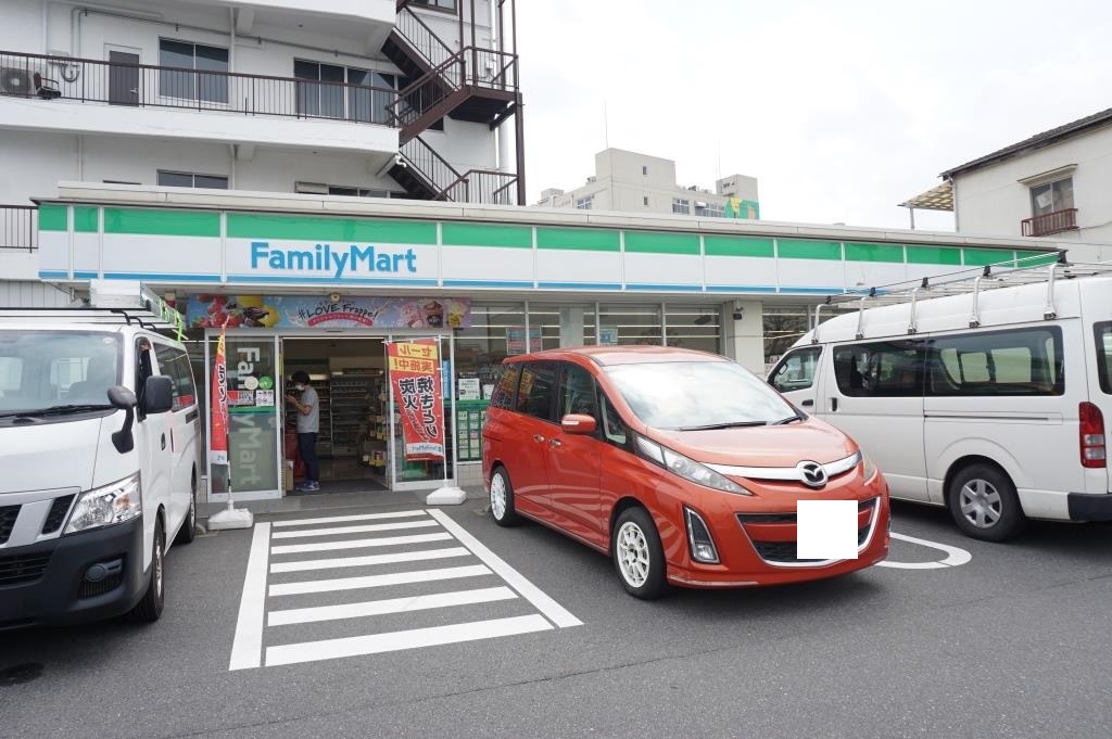 コンビニ　ファミリーマート 堀之内一丁目店（コンビニ）まで153m