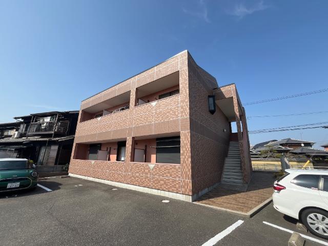 建物外観　外観写真（昼）