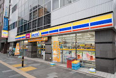 コンビニ　ミニストップ 赤羽東口店（コンビニ）まで185m