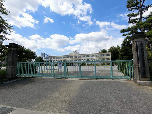 小学校　春日井市立春日井小学校（小学校）まで896m