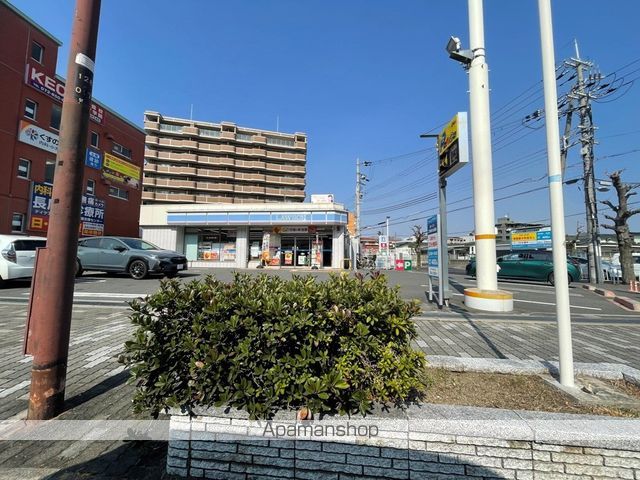 コンビニ　ローソン（コンビニ）まで1014m