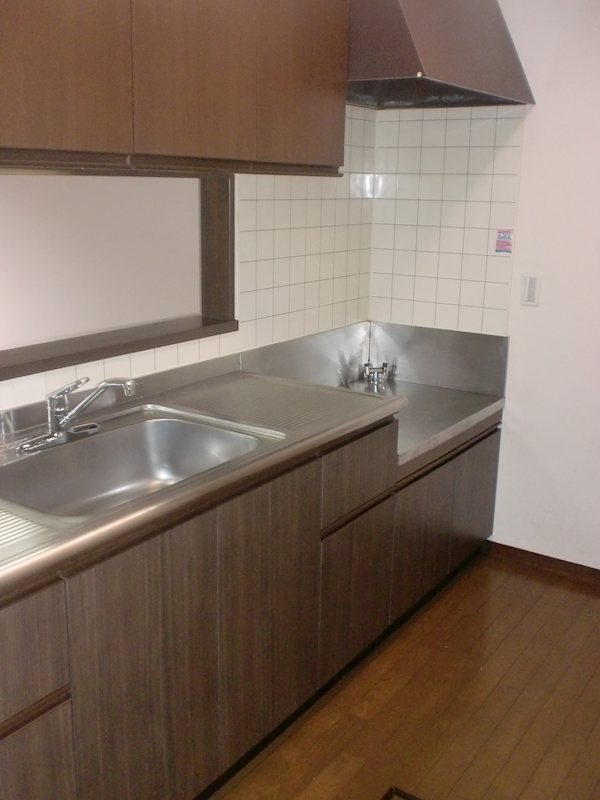 キッチン　※同物件、別部屋の写真です。