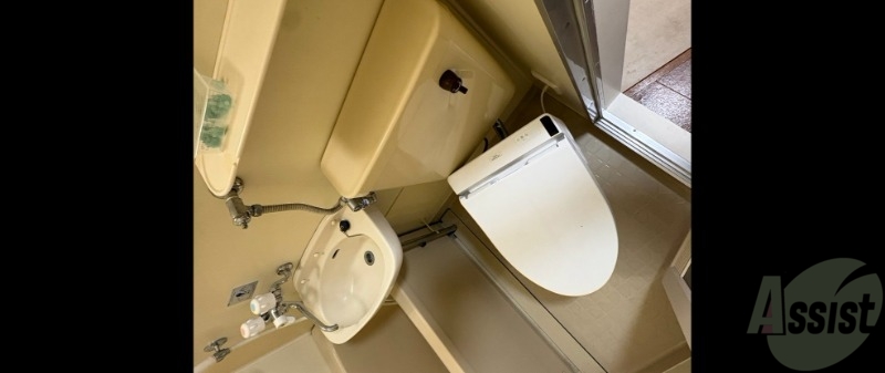 トイレ　こちらはトイレです。お手入れも楽ちんです！