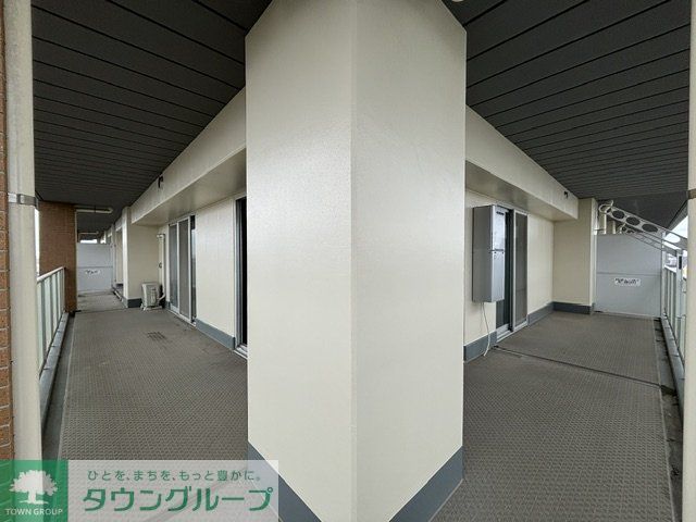 バルコニー　エントランス