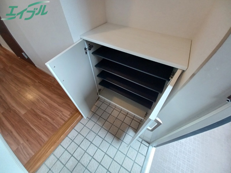 キッチン　同タイプ部屋写真です。