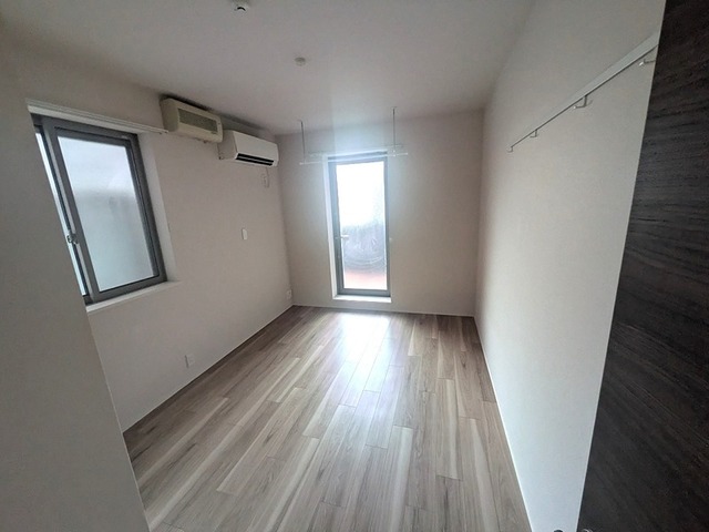 その他　２面採光のお部屋