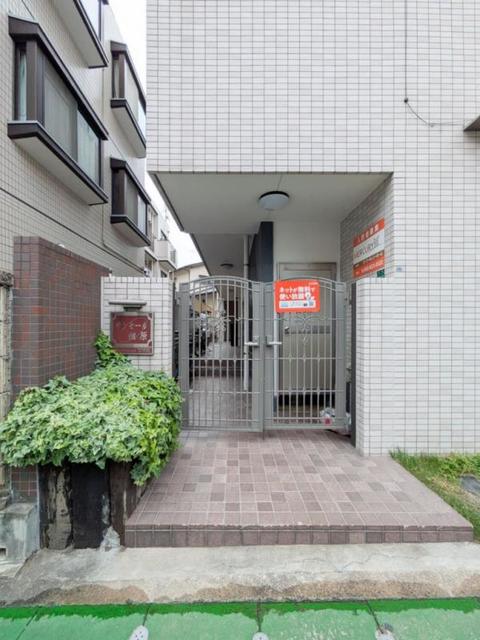 エントランス　エントランス