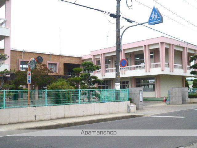 小学校　瀬戸内市立邑久小学校（小学校）まで772m