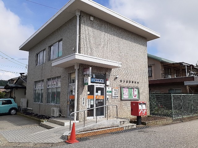 郵便局　富山富田郵便局（郵便局）まで900m