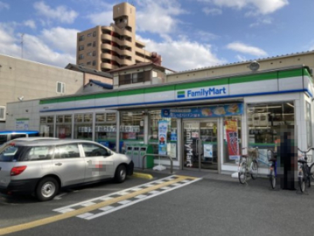 コンビニ　ファミリーマート 横堤四丁目店（コンビニ）まで313m