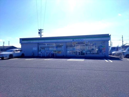 コンビニ　ファミリーマート 岩倉八剱町店（コンビニ）まで862m