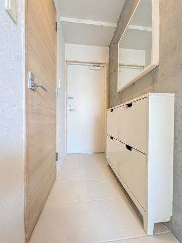 玄関　落ち着いた玄関です