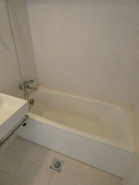 バス・シャワールーム　バス※別部屋参考写真